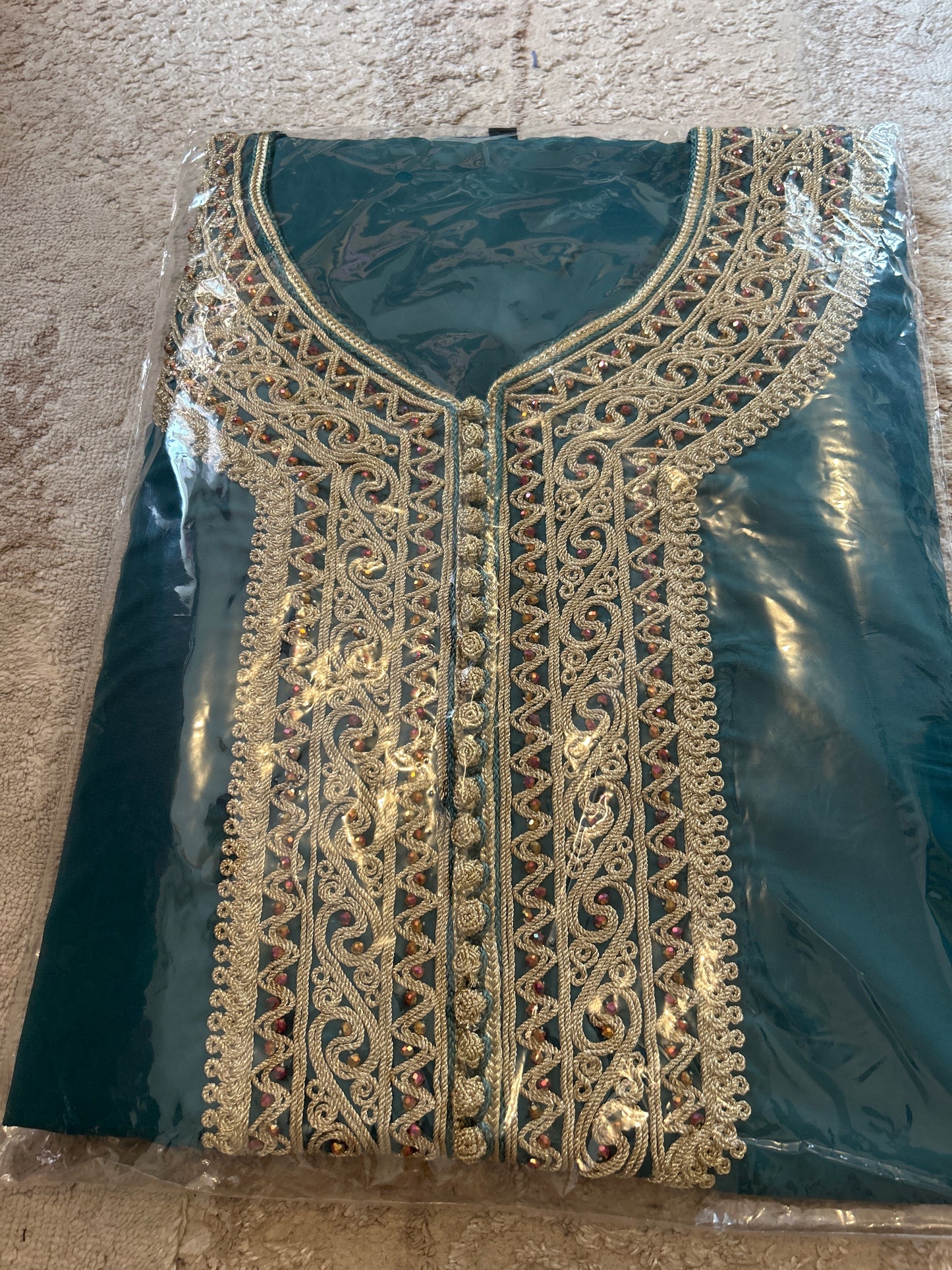 Caftan très classe