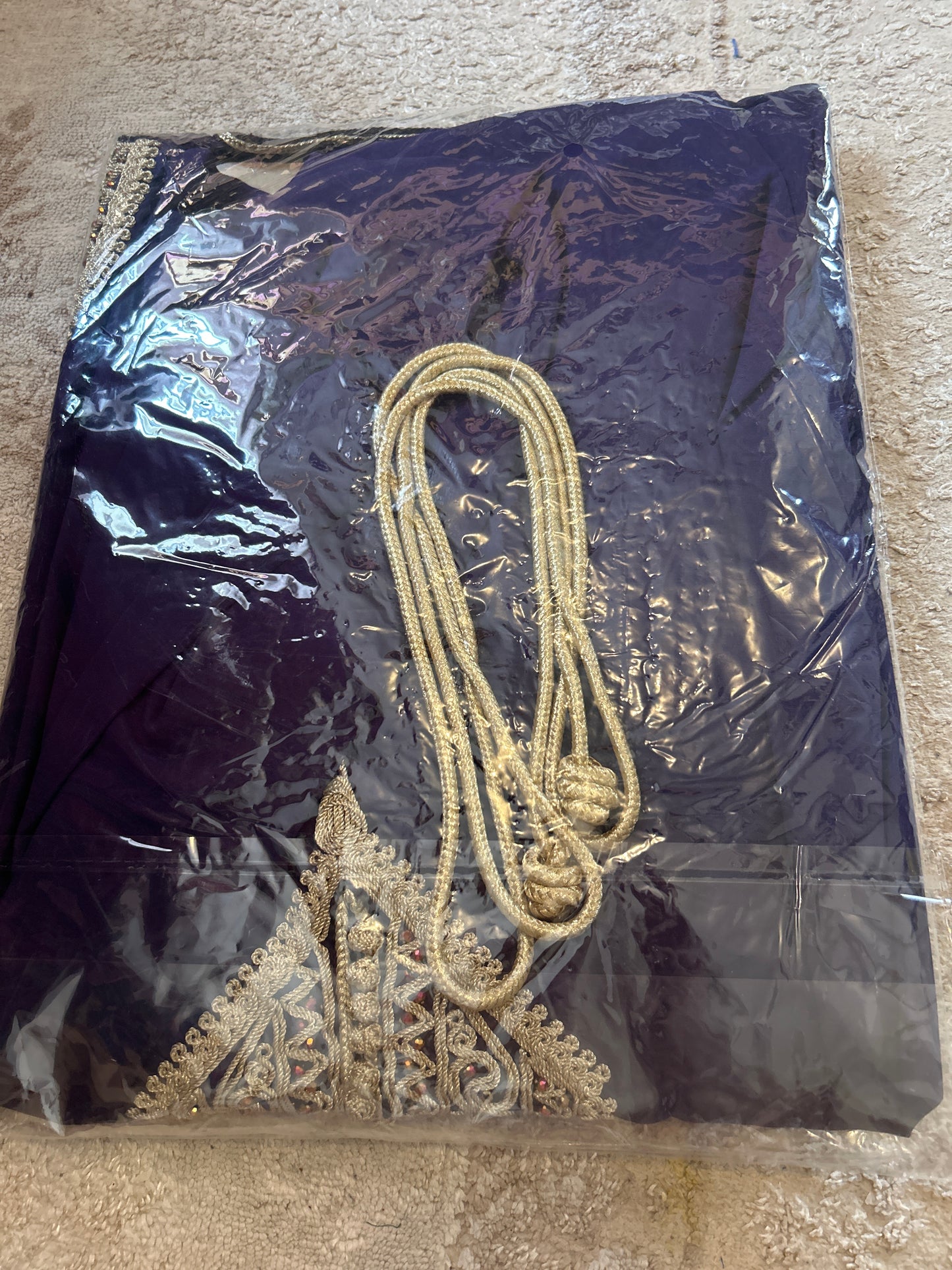 Caftan violet très classe