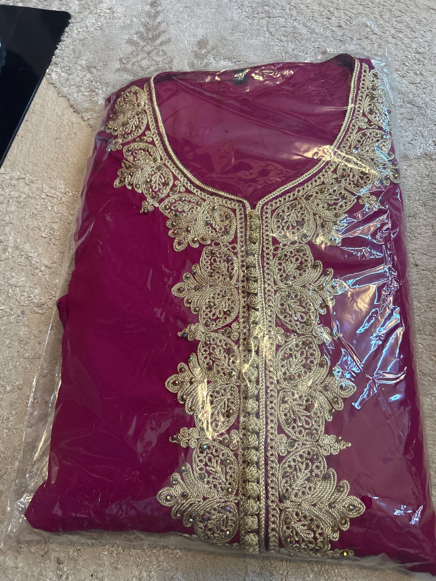 Caftan très classe haute qualité
