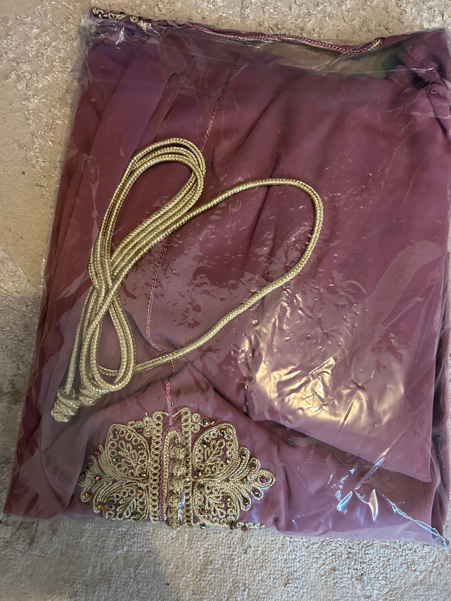 Caftan très classe haute qualité
