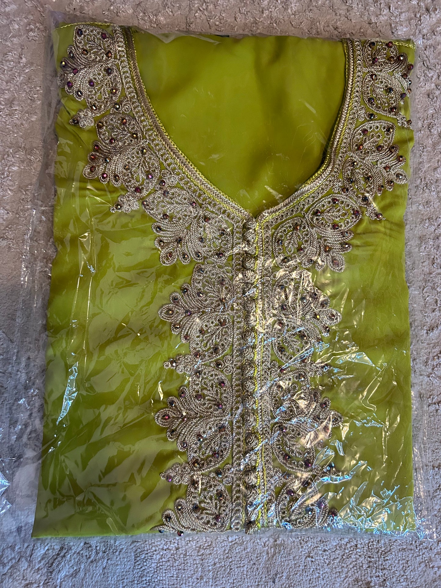 Caftan très classe haute qualité