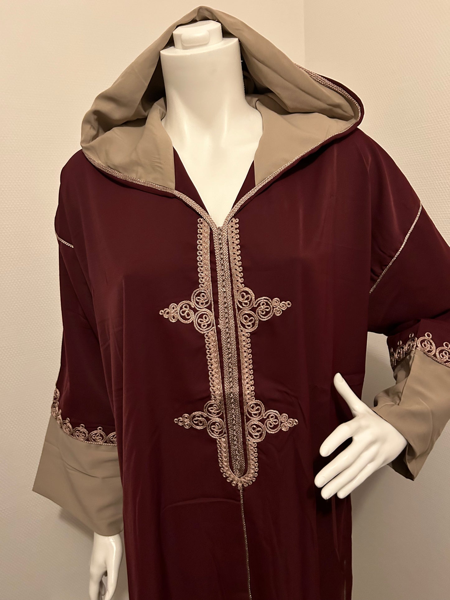 Djelaba mekhzania tissu crêpe très classe