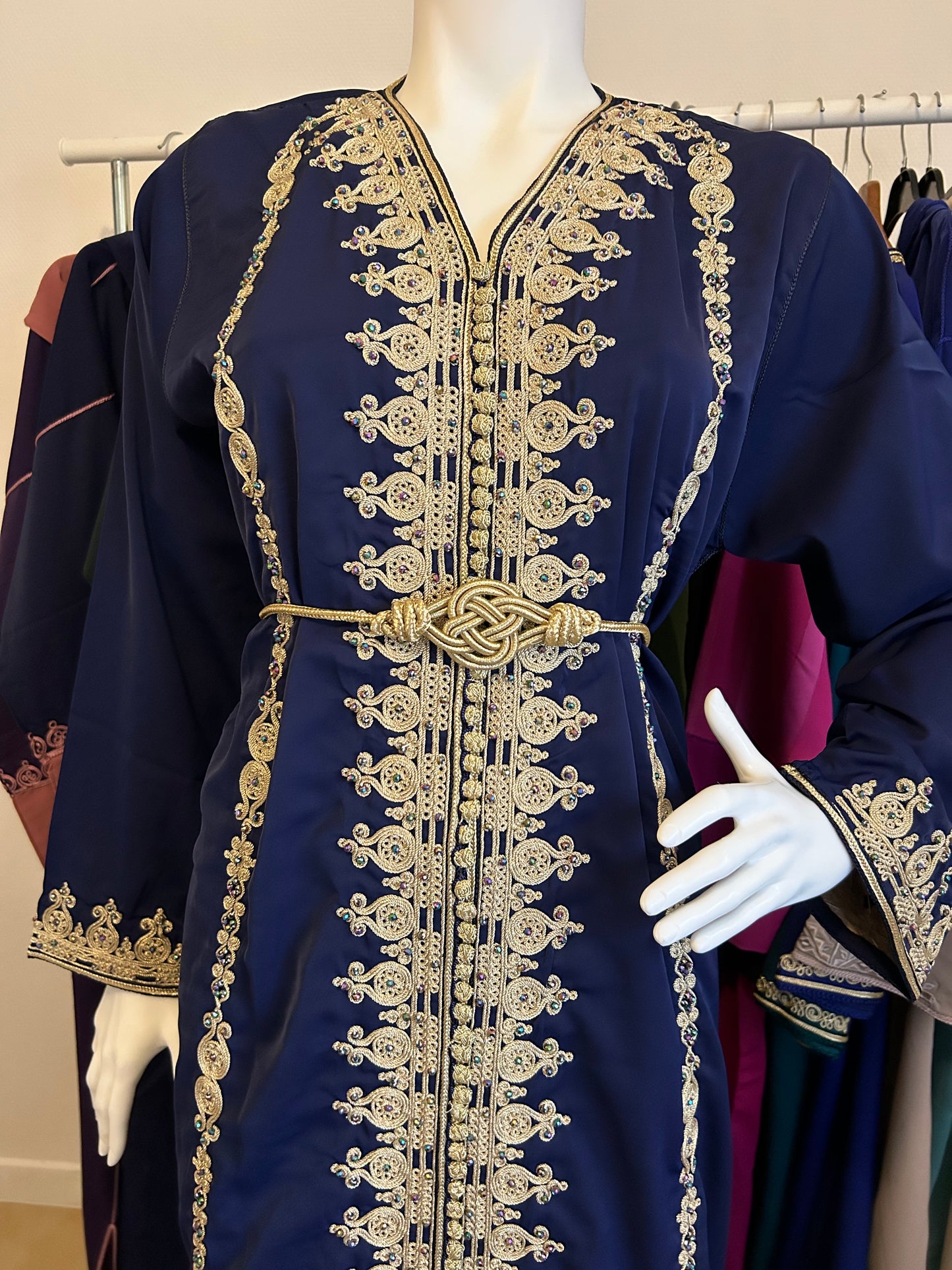 Caftan très classe + ceinture cadeau 🎁