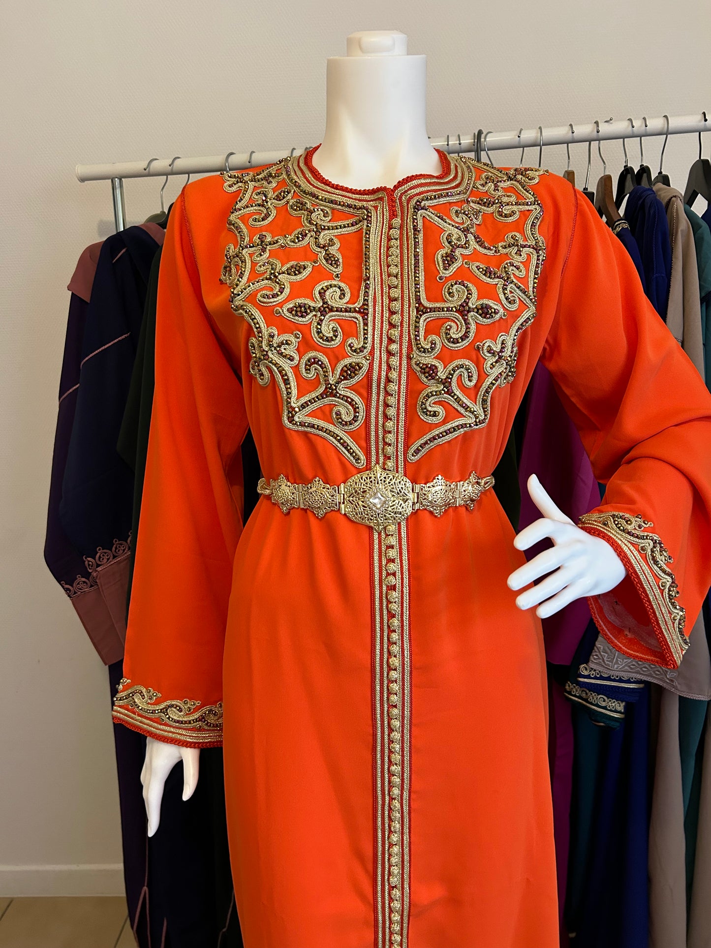 Caftan très tendance + ceinture cadeau 🎁