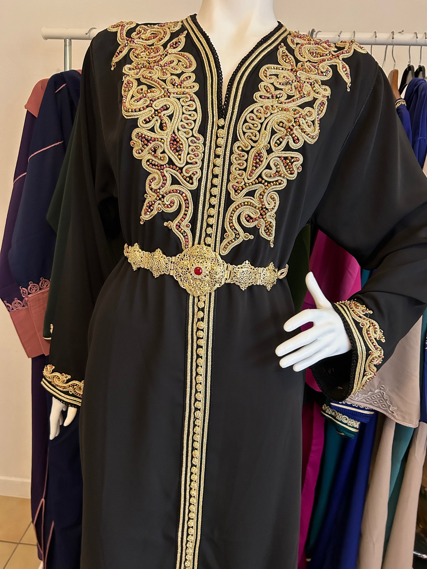 Caftan très classe + ceinture cadeau 🎁