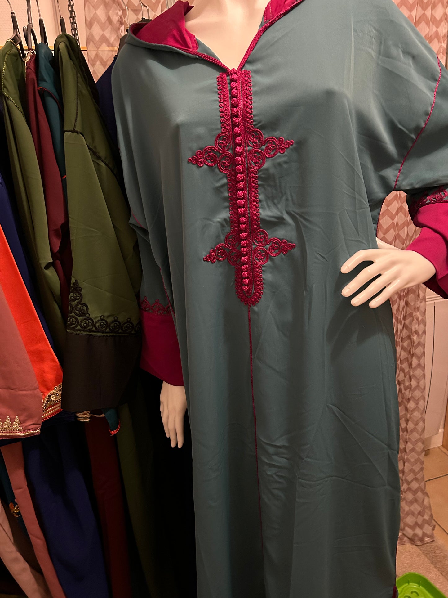 Djelaba mekhzania tissu crêpe tendance