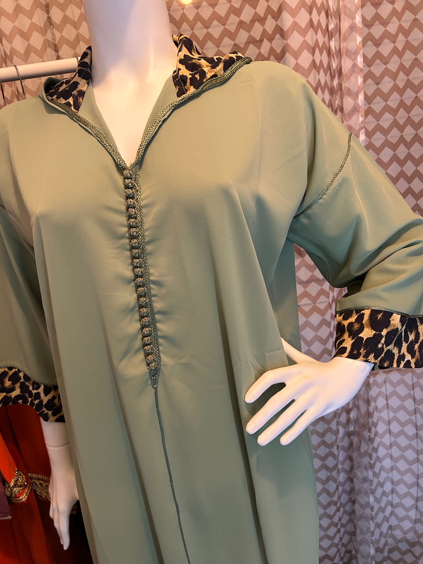 Nouveau modèle jellaba touche léopard