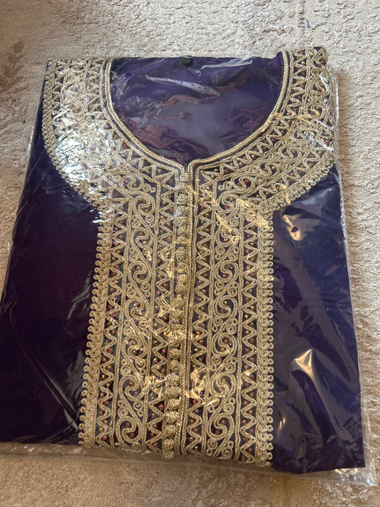 Caftan violet très classe