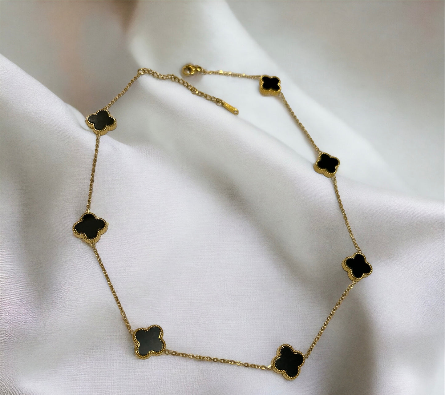 Collier Marguerites Noires Tour Perles d'imitation Luxe