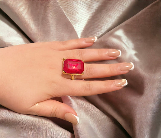 Bague grosse pierre rouge