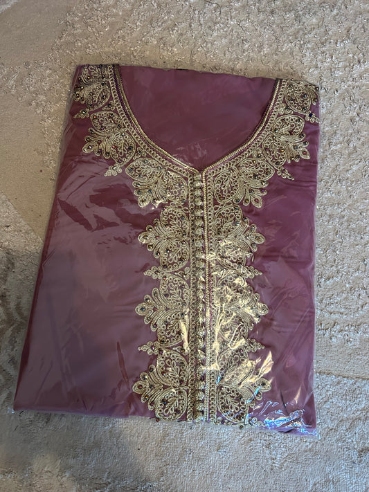 Caftan très classe  haute qualité