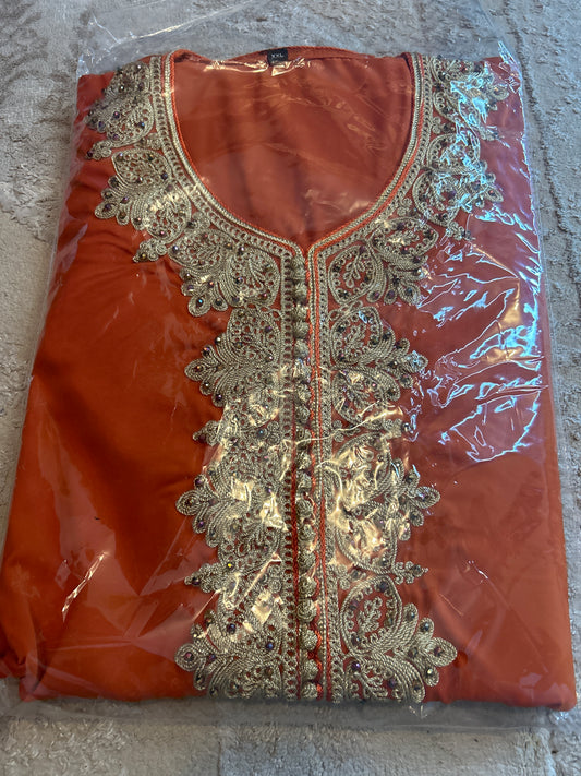 Caftan orange  très classe