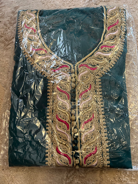 Caftan crêp haute qualité très classe